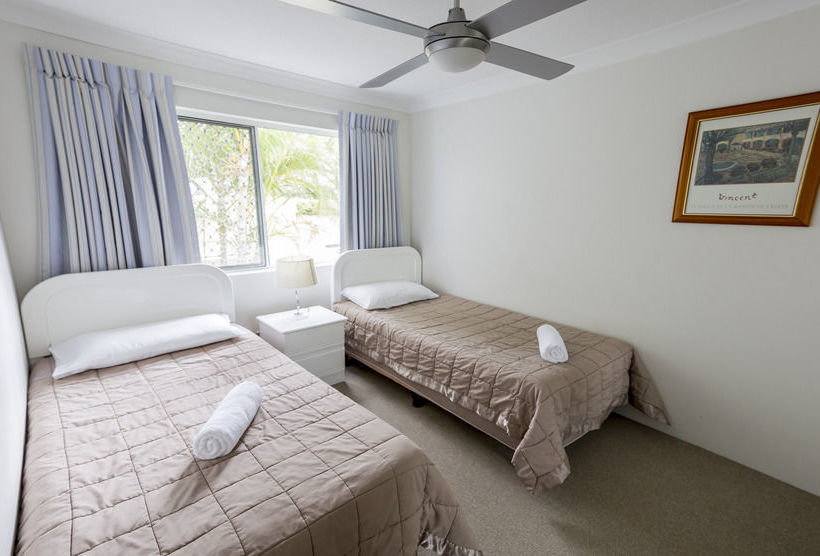 Resorts United Le Beach Apart | Burleigh Heads | Queensland | Australia 4