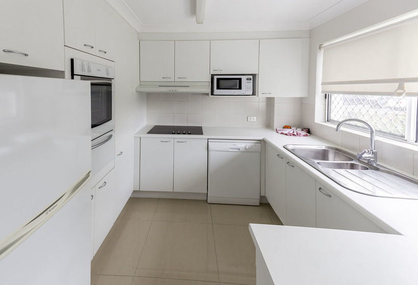 Resorts United Le Beach Apart | Burleigh Heads | Queensland | Australia 7