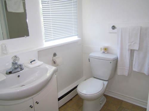 East Court Motel | Sarnia | Ontario | Canada 18