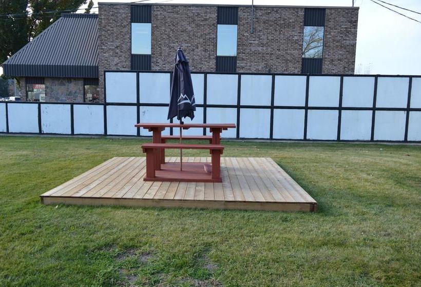 East Court Motel | Sarnia | Ontario | Canada 2