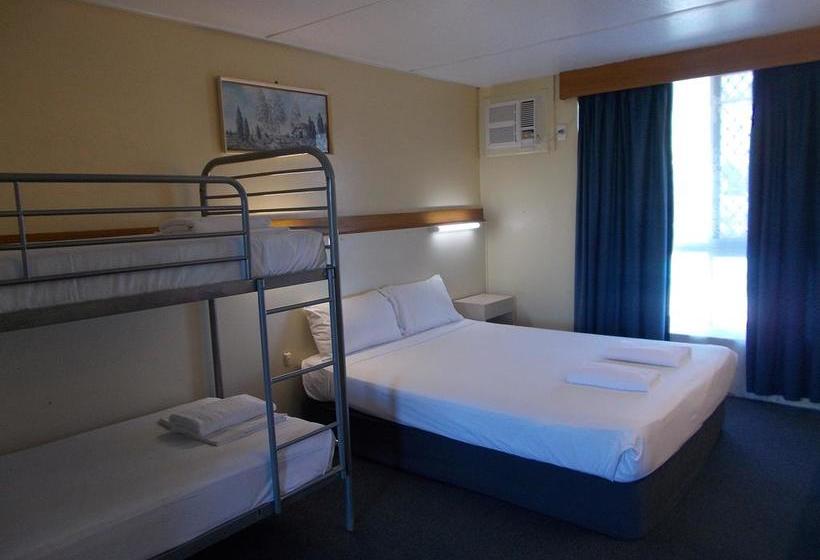 Oscar Motel | Bundaberg | Queensland | Australia 1