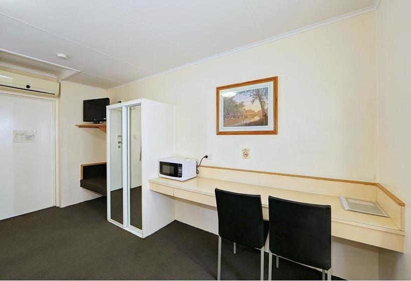 Oscar Motel | Bundaberg | Queensland | Australia 13