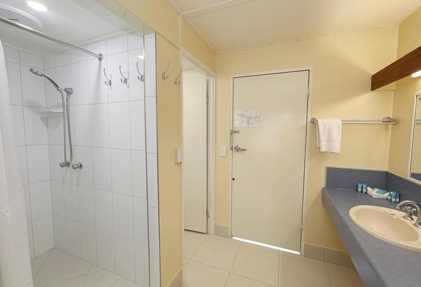 Oscar Motel | Bundaberg | Queensland | Australia 9