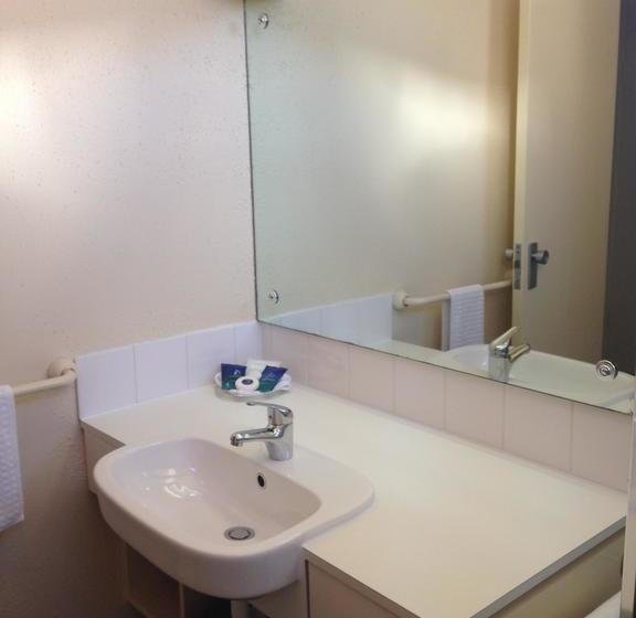 Abel Tasman Waterfront Motel Lakes Entrance | Lakes Entrance | Victoria | Australia 12