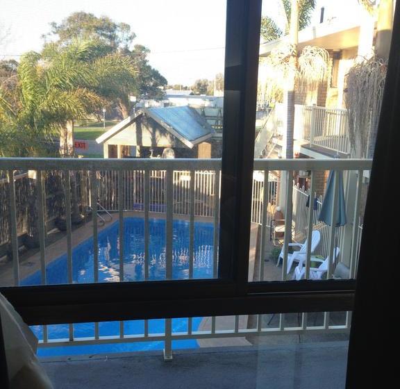 Abel Tasman Waterfront Motel Lakes Entrance | Lakes Entrance | Victoria | Australia 8