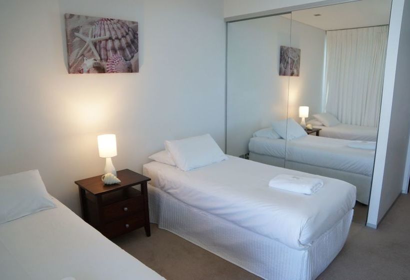 Ambience On Burleigh Beach | Burleigh Heads | Queensland | Australia 1