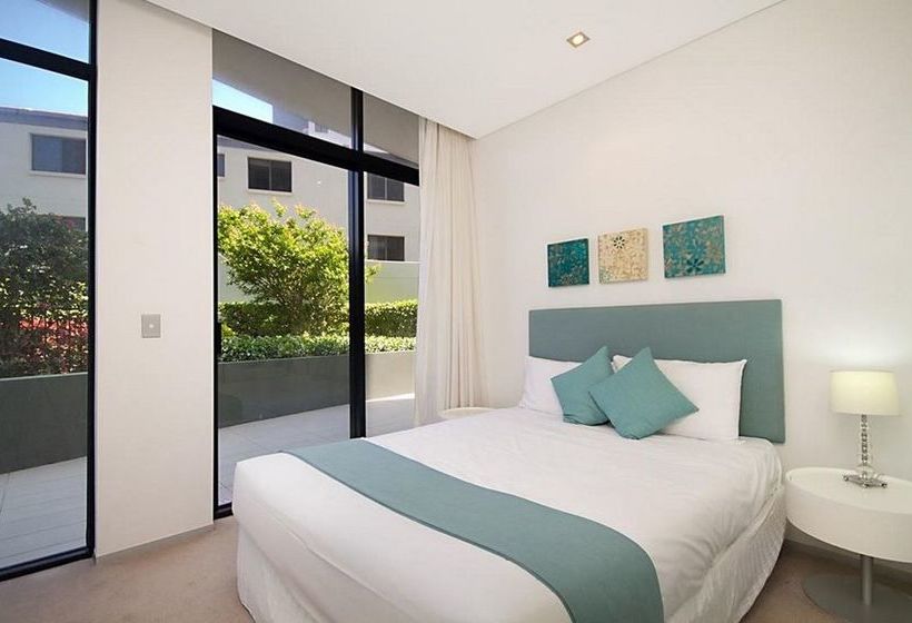 Ambience On Burleigh Beach | Burleigh Heads | Queensland | Australia 10