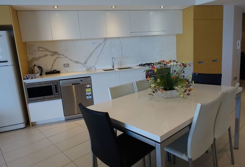 Ambience On Burleigh Beach | Burleigh Heads | Queensland | Australia 18