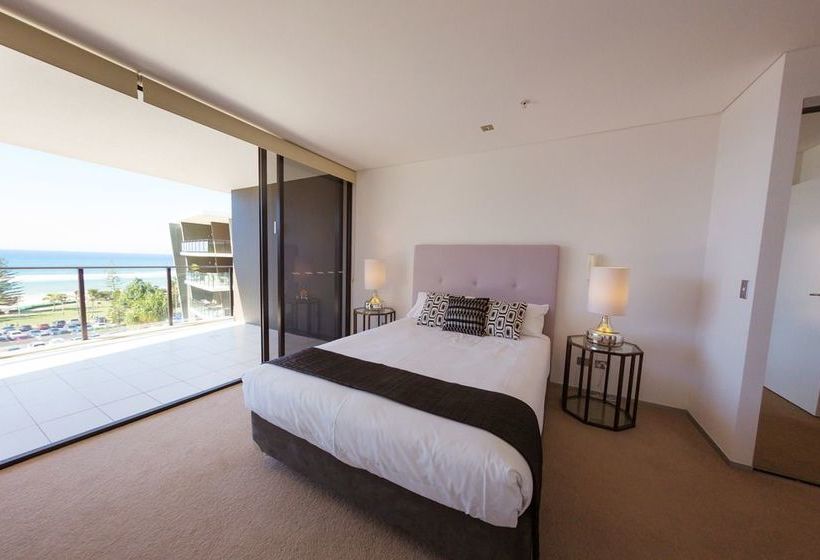 Ambience On Burleigh Beach | Burleigh Heads | Queensland | Australia 4