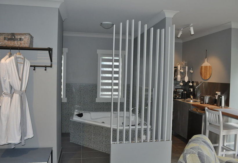 Bed and Breakfast Sailaway Beach House | Melbourne | Victoria | Australia 3