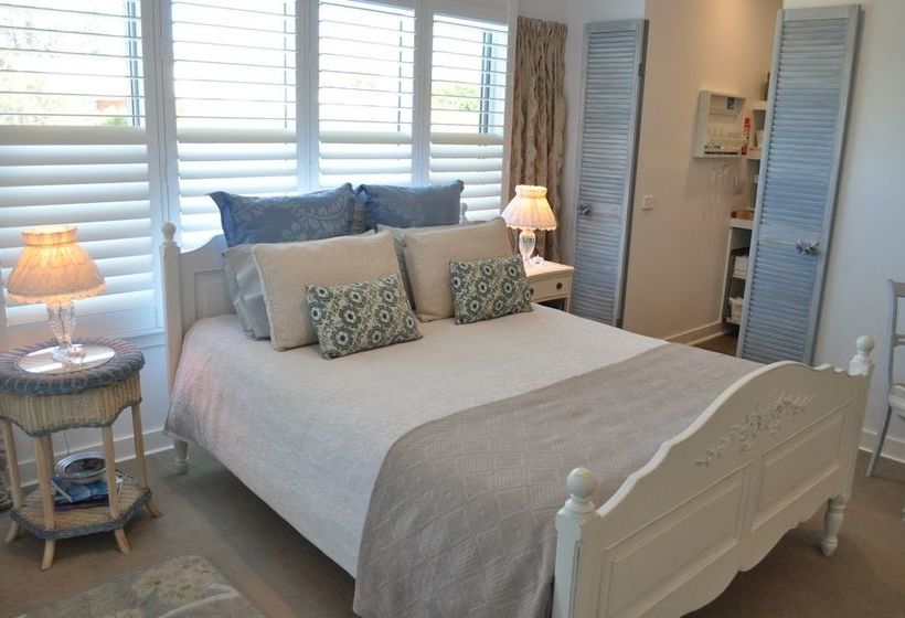 Bed and Breakfast Sailaway Beach House | Melbourne | Victoria | Australia 4