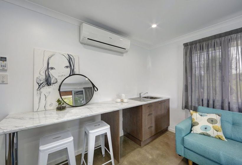 12th Tee Bed And Breakfast | Bargara | Queensland | Australia 13