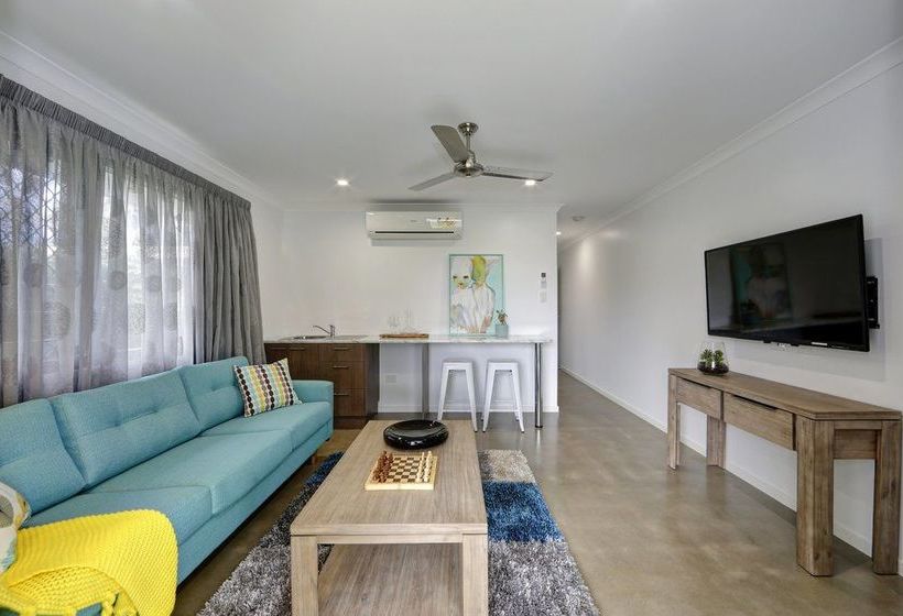 12th Tee Bed And Breakfast | Bargara | Queensland | Australia 17