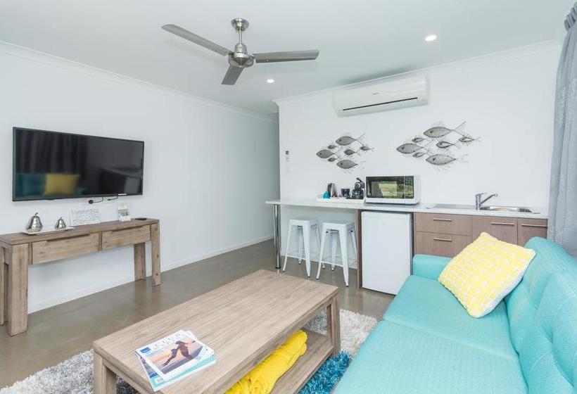 12th Tee Bed And Breakfast | Bargara | Queensland | Australia 7