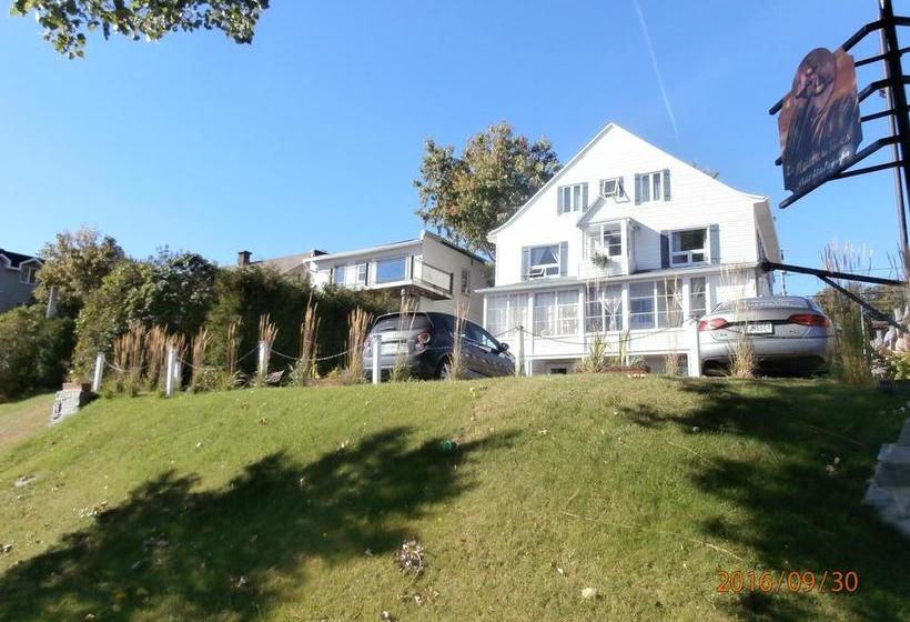 Bed and Breakfast Maison Des Rives | La Malbaie | Quebec | Canada 12