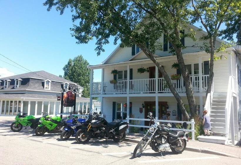 Bed and Breakfast Maison Des Rives | La Malbaie | Quebec | Canada 13