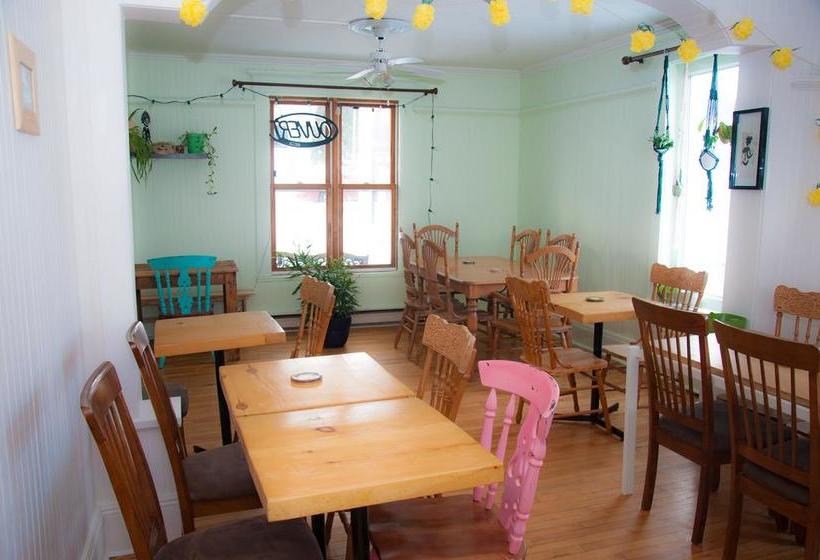 Bed and Breakfast Maison Des Rives | La Malbaie | Quebec | Canada 7