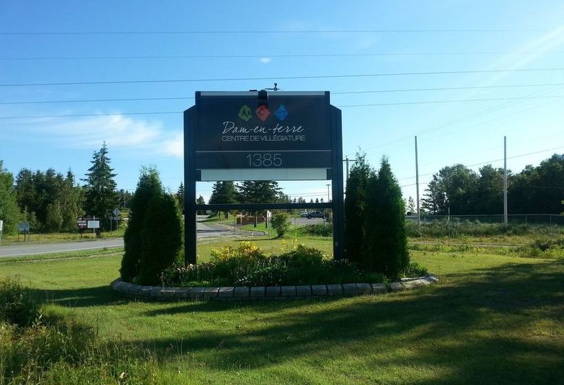 Resort Centre De Villegiature Dam-en-terre | Alma | Quebec | Canada 1