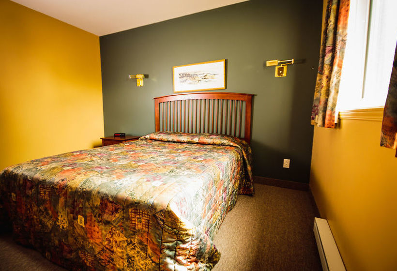 Resort Centre De Villegiature Dam-en-terre | Alma | Quebec | Canada 11