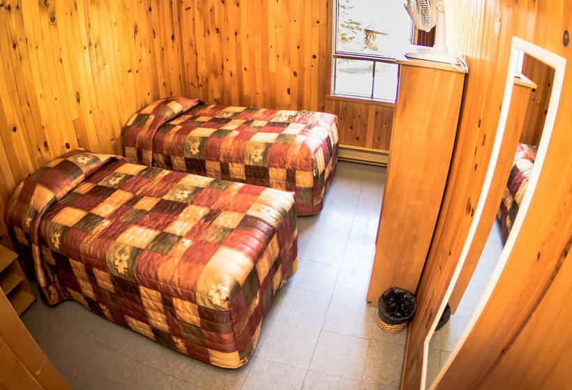 Resort Centre De Villegiature Dam-en-terre | Alma | Quebec | Canada 9