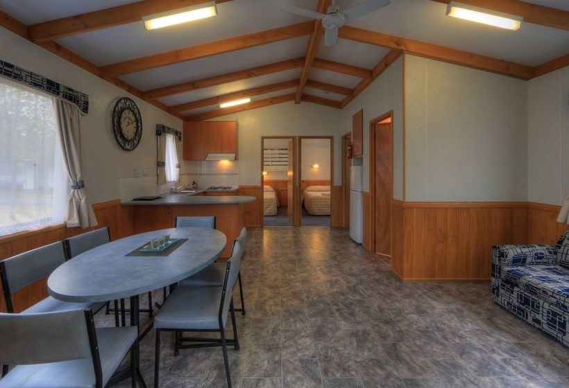 Hotel Beechworth Lake Sambell Caravan Park | Beechworth | Victoria | Australia 2