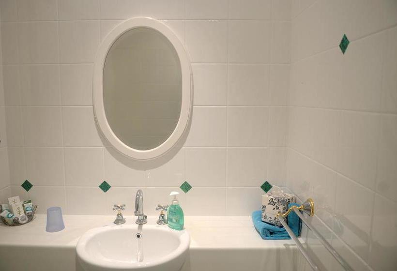 Hibiscus Lodge Bed & Breakfast | Mission Beach | Queensland | Australia 17