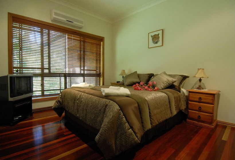 Hibiscus Lodge Bed & Breakfast | Mission Beach | Queensland | Australia 19