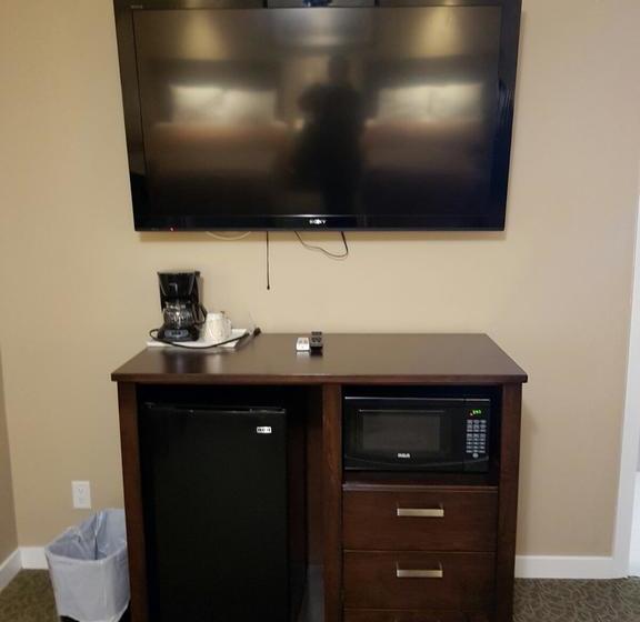 Sunrise Motel | Regina | Saskatchewan | Canada 2