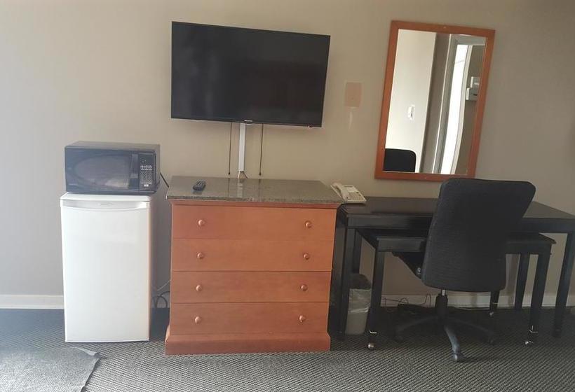 Sunrise Motel | Regina | Saskatchewan | Canada 3