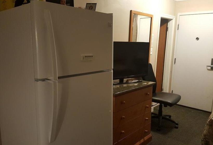 Sunrise Motel | Regina | Saskatchewan | Canada 6