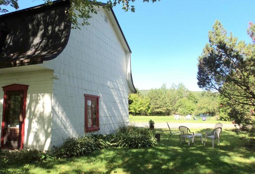 Hotel Le Clos Des Brumes | Boischatel | Quebec | Canada 5