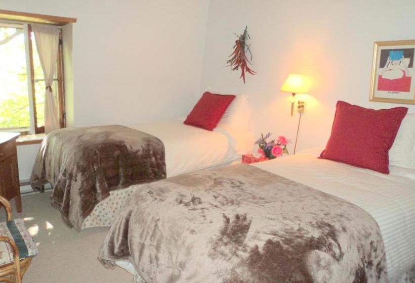 Hotel Le Clos Des Brumes | Boischatel | Quebec | Canada 8