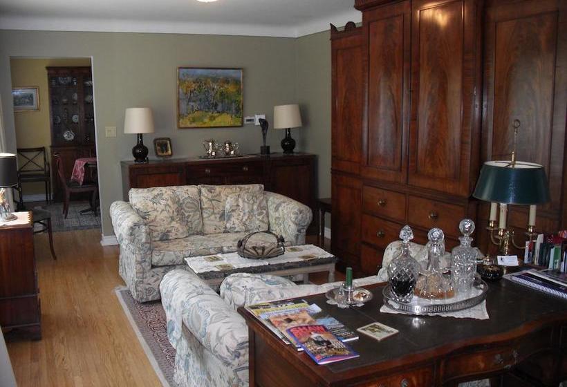 Hotel Le Troubadour | Niagara on the Lake | Ontario | Canada 4