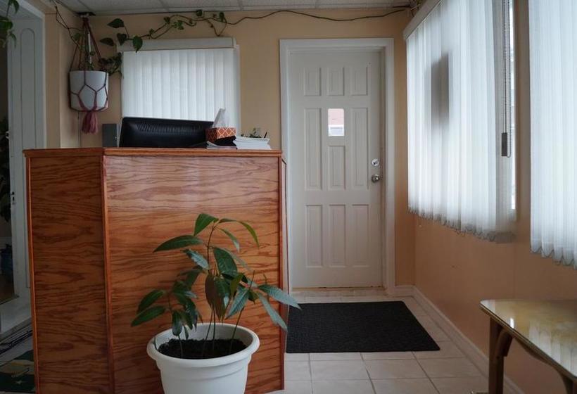 Lucien Motel | Whitby | Ontario | Canada 7