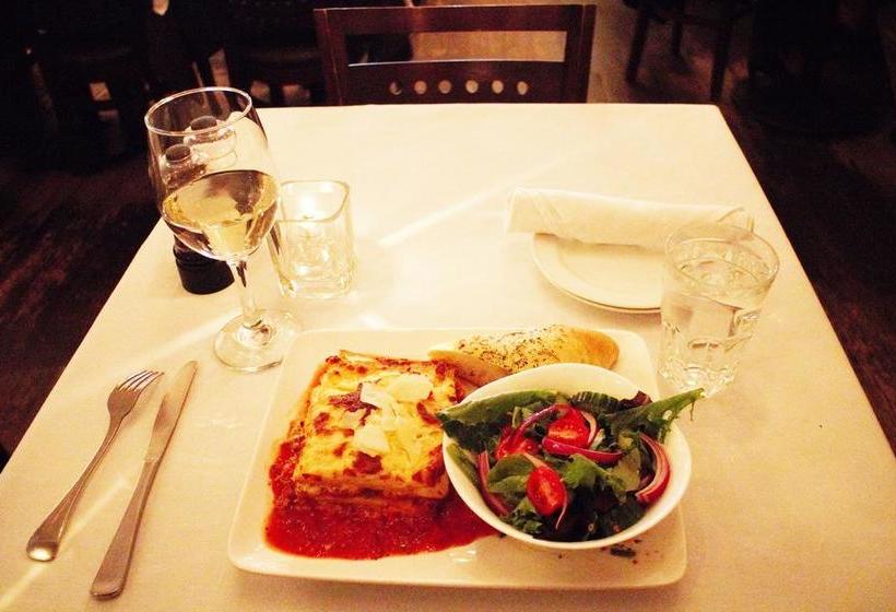 Hotel Elite | Whitehorse | Yukon Territory | Canada 3