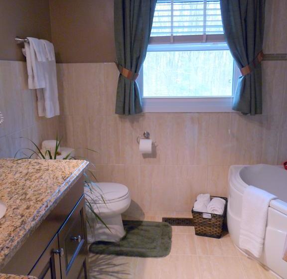 Hotel Les Diplomates B&b Executive Guest House | Waterloo | Ontario | Canada 12