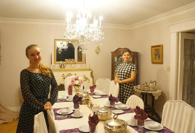 Hotel Les Diplomates B&b Executive Guest House | Waterloo | Ontario | Canada 20