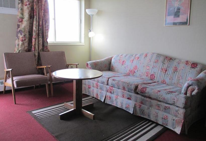 Newburg Inn Motel | Waterloo | Ontario | Canada 12