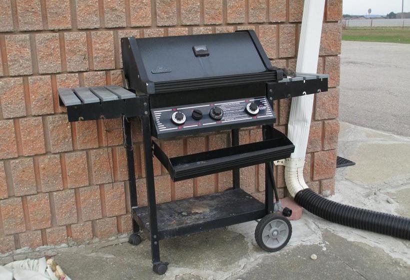 Newburg Inn Motel | Waterloo | Ontario | Canada 20