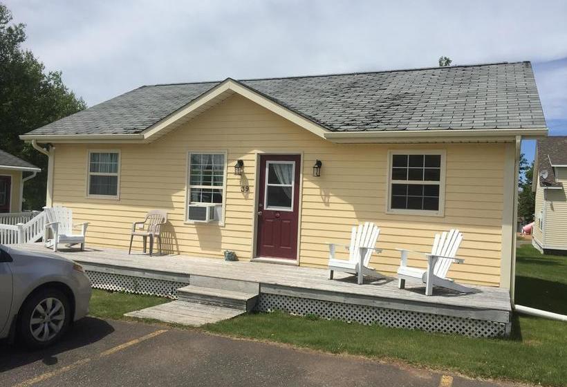 Hotel Resort At Cavendish Corner | Summerside | Prince Edward Island | Canada 1