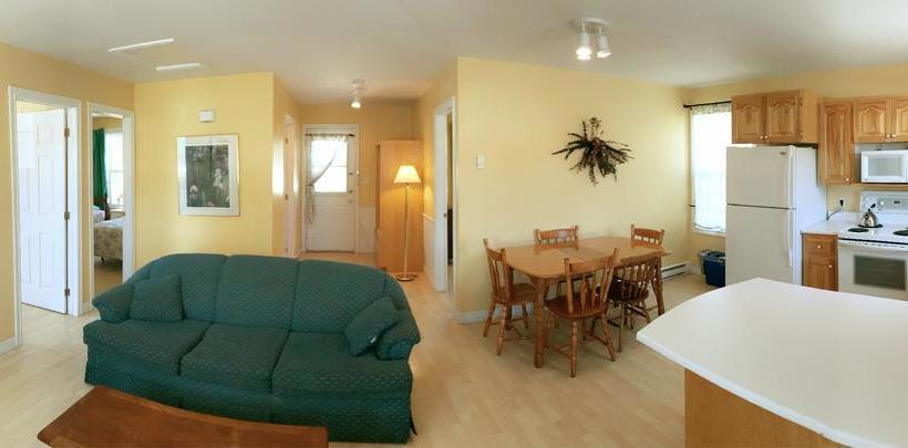 Hotel Resort At Cavendish Corner | Summerside | Prince Edward Island | Canada 15