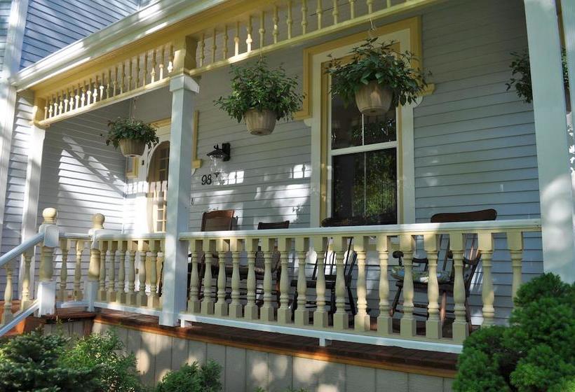 Hotel Summerside Inn Bed And Breakfast | Summerside | Prince Edward Island | Canada 1