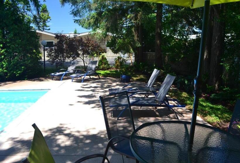 Stratford Suburban Motel | Stratford | Ontario | Canada 11