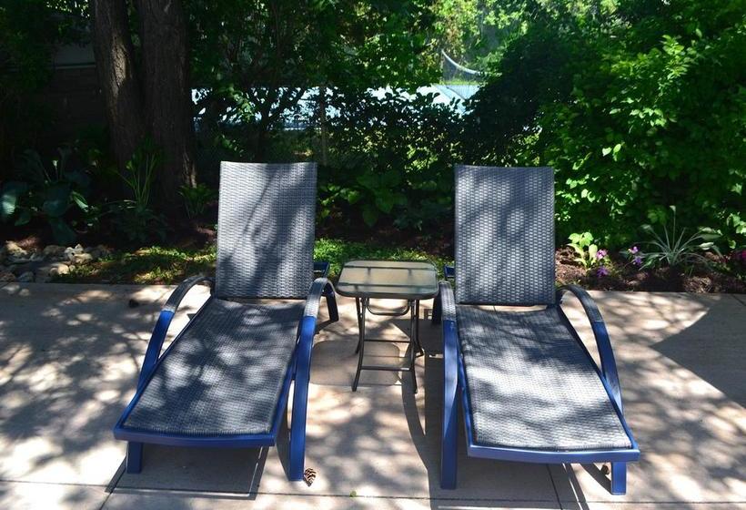 Stratford Suburban Motel | Stratford | Ontario | Canada 12