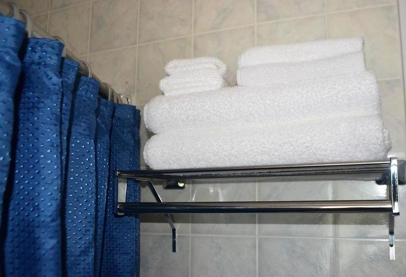 Stratford Suburban Motel | Stratford | Ontario | Canada 7