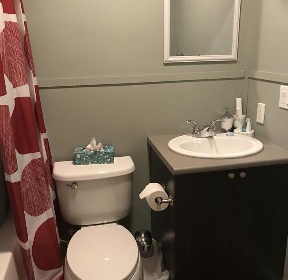 Petit Hôtel Le Repos Du Guerrier | Sept-Iles | Quebec | Canada 13