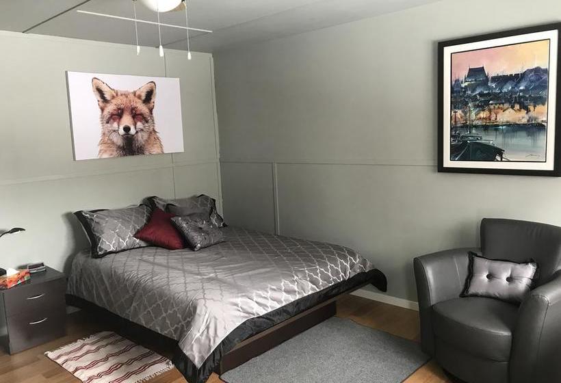 Petit Hôtel Le Repos Du Guerrier | Sept-Iles | Quebec | Canada 9