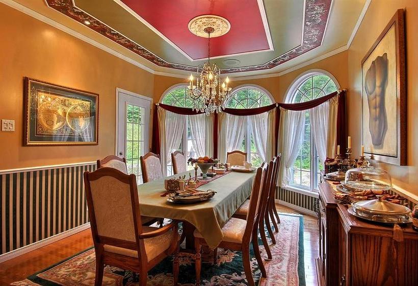 Hotel Le Septentrion B&b | Sainte Agathe des Monts | Quebec | Canada 11