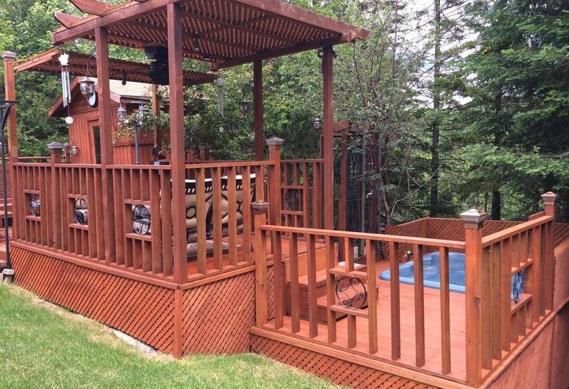 Hotel Le Septentrion B&b | Sainte Agathe des Monts | Quebec | Canada 2