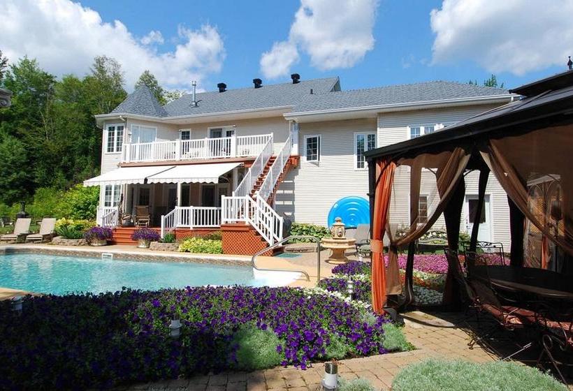 Hotel Le Septentrion B&b | Sainte Agathe des Monts | Quebec | Canada 7